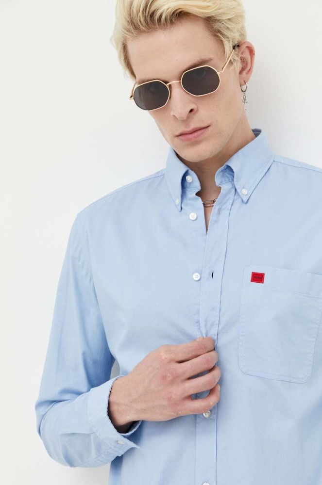 Бавовняна сорочка HUGO чоловіча slim комір button-down колір блакитний